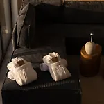 Дом отдыха Flowfort - Karkonosze - Mountain View - Private Hot Tub & Sauna *