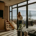 Дом отдыха Flowfort - Karkonosze - Mountain View - Private Hot Tub & Sauna *