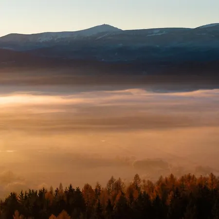Flowfort - Karkonosze View & & Wellness בית נופש Wojcieszyce