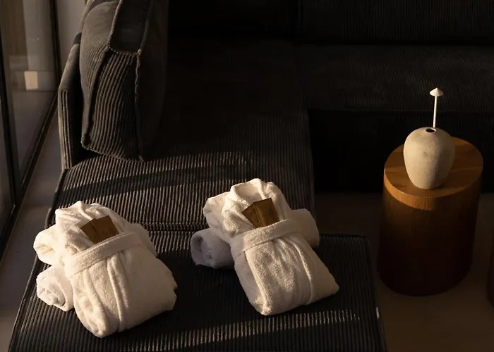 Дом отдыха Flowfort - Karkonosze - Mountain View - Private Hot Tub & Sauna *